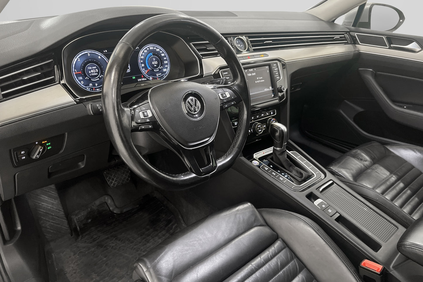 Volkswagen Passat 2.0 TDI 4M 240hk Cockpit D-värm Skinn Drag