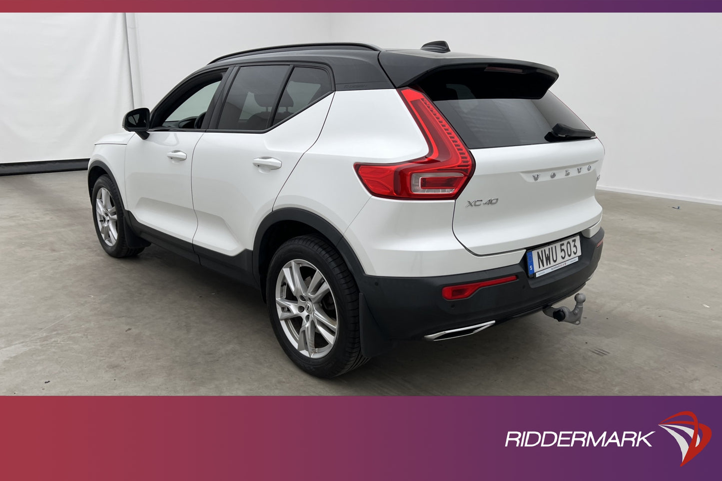 Volvo XC40 T5 AWD R-Design VOC Pano H/K 360° Navi BLIS Drag