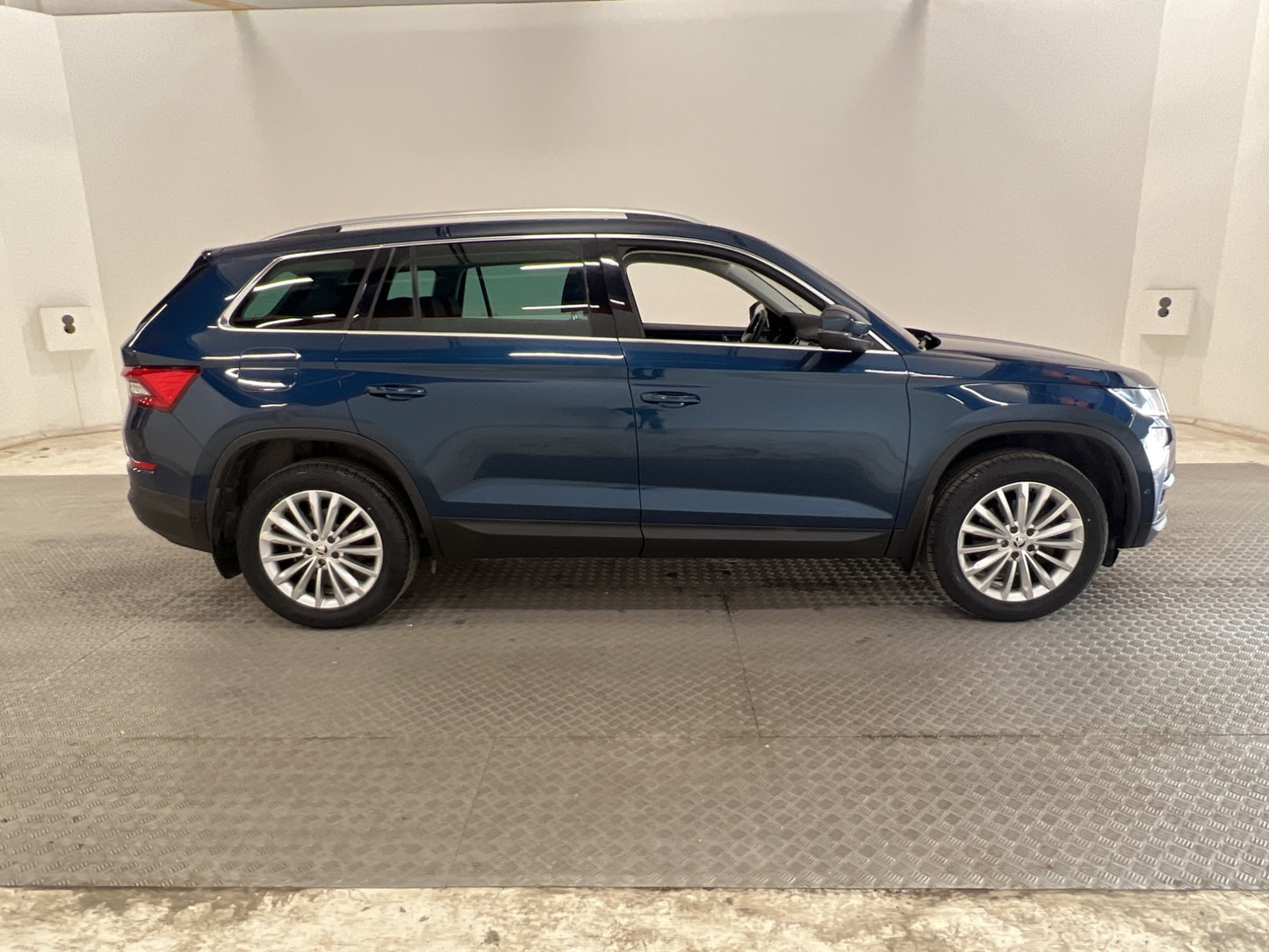 Škoda Kodiaq 1.4 TSI 4x4 150hk 7-sits Canton BLIS Kessy