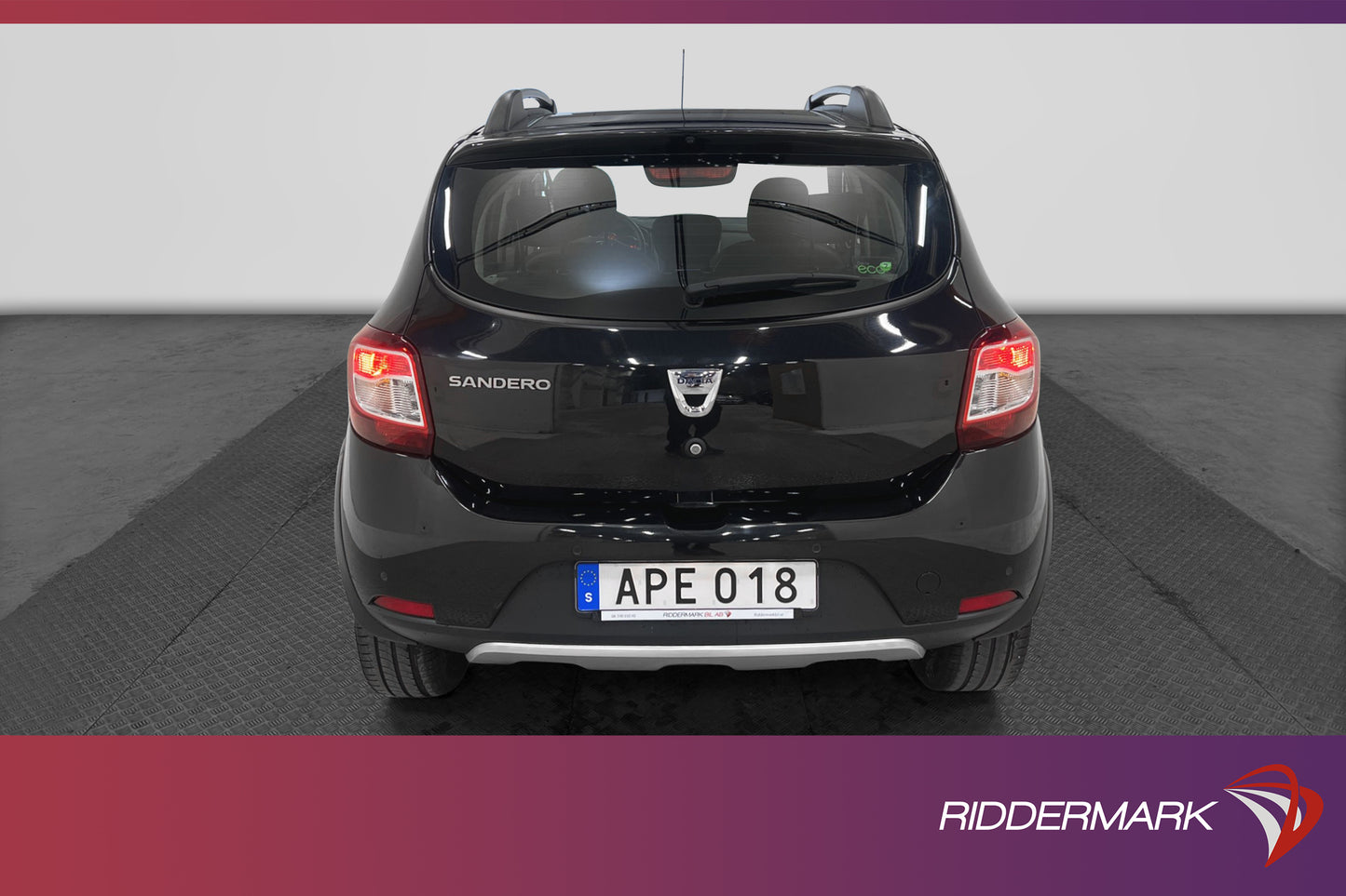 Dacia Sandero Stepway 0.9 TCe 90hk Prestige Värmare Navi PDC