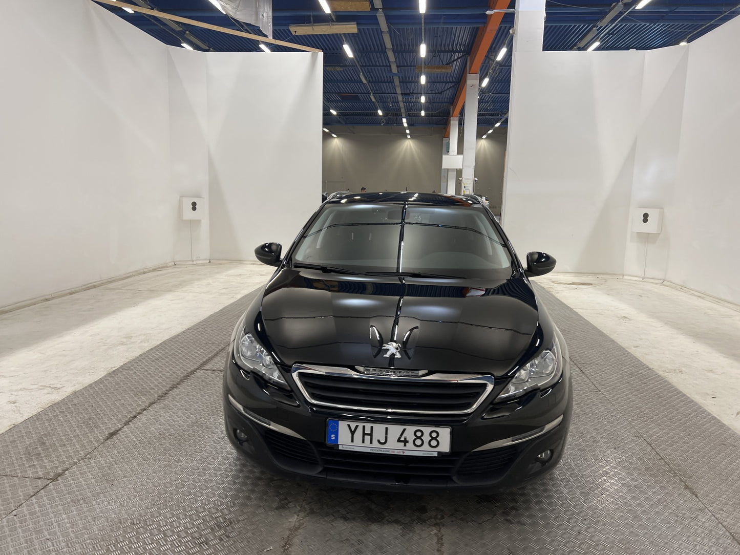 Peugeot 308 SW 130hk Active Panorama B-Kamera Navi BT