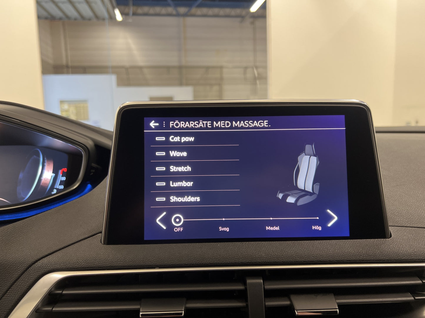 Peugeot 5008 180hk GT 7-Sits Focal Kamera Navi CarPlay Drag