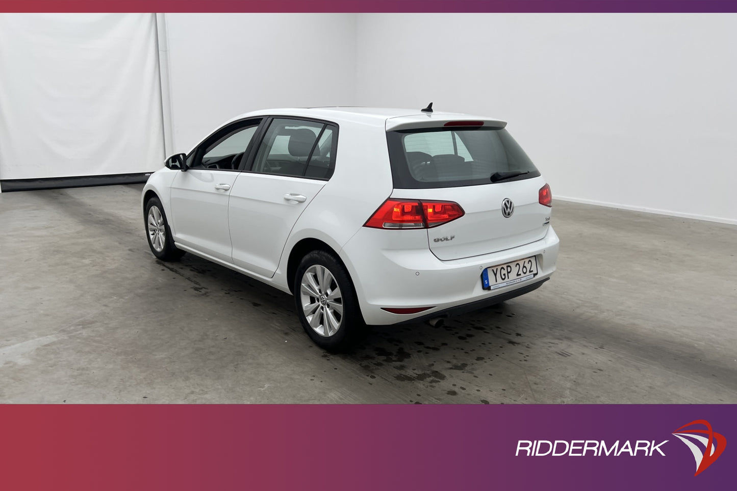 Volkswagen Golf 1.2 TSI 110hk Värmare Taklucka CarPlay