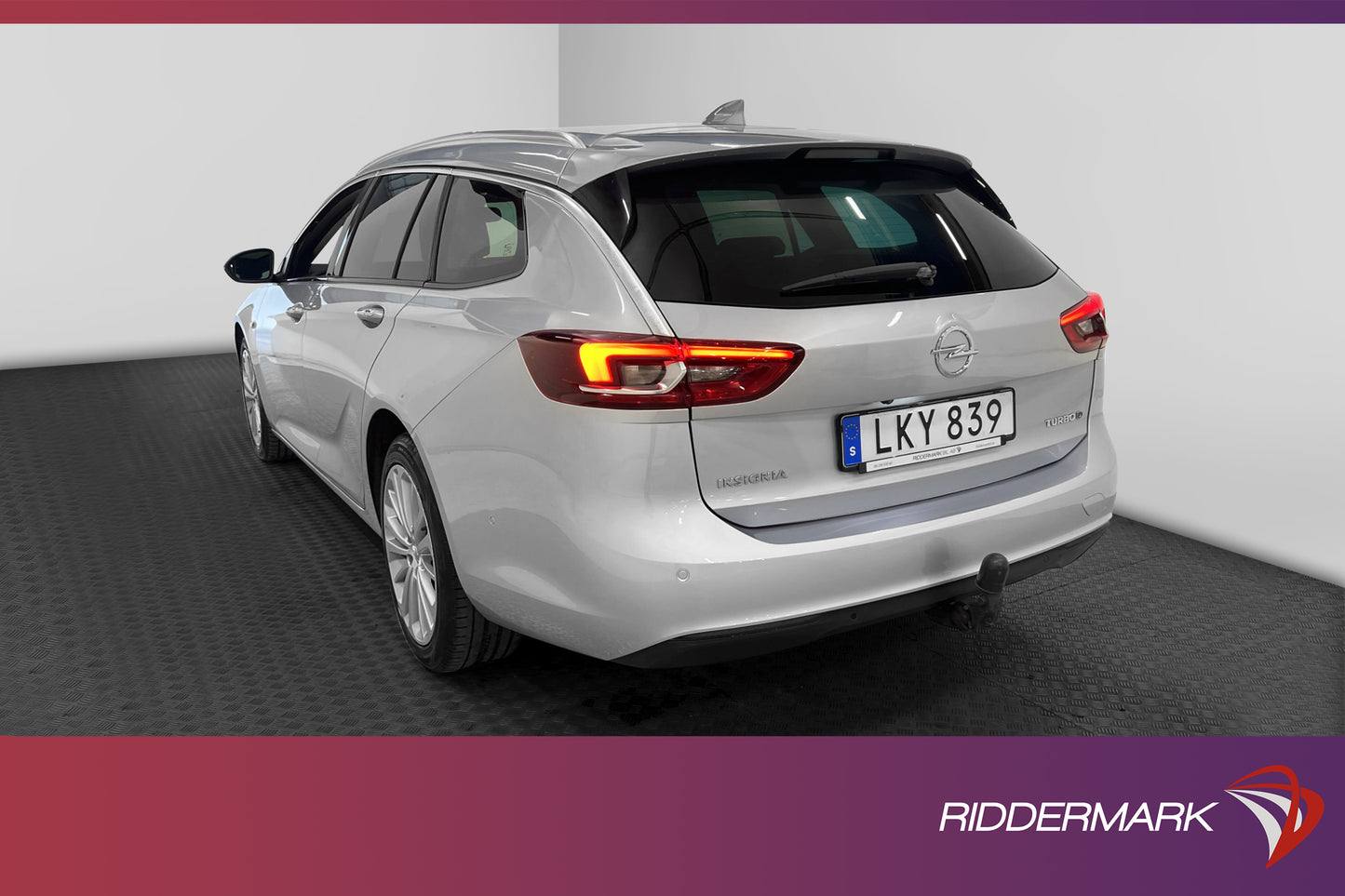 Opel Insignia 2.0 CDTI 170hk Pano D-Värm Navi B-Kamera Drag