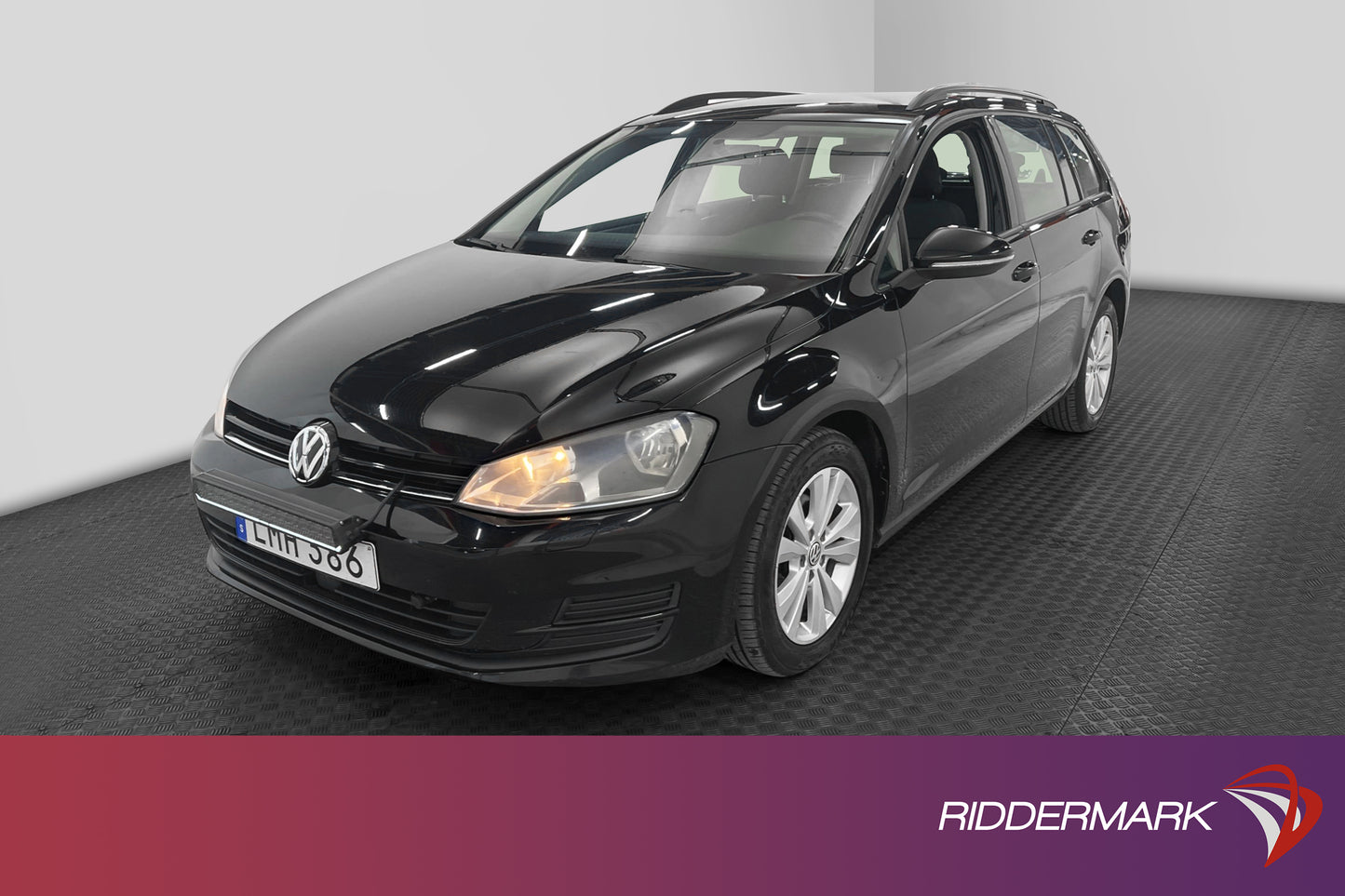 Volkswagen Golf SC 1.6 TDI 4M 105hk Style Värmare Kamera