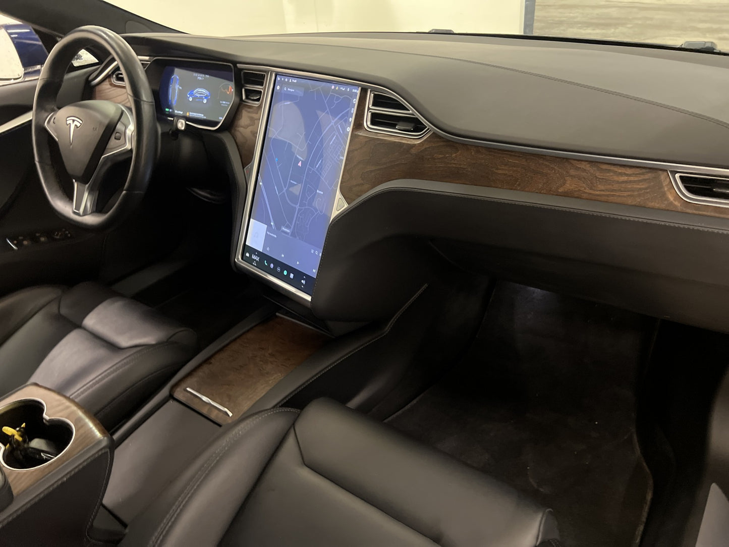 Tesla Model S 75D AWD Svensksåld Panorama FSD Total självkör