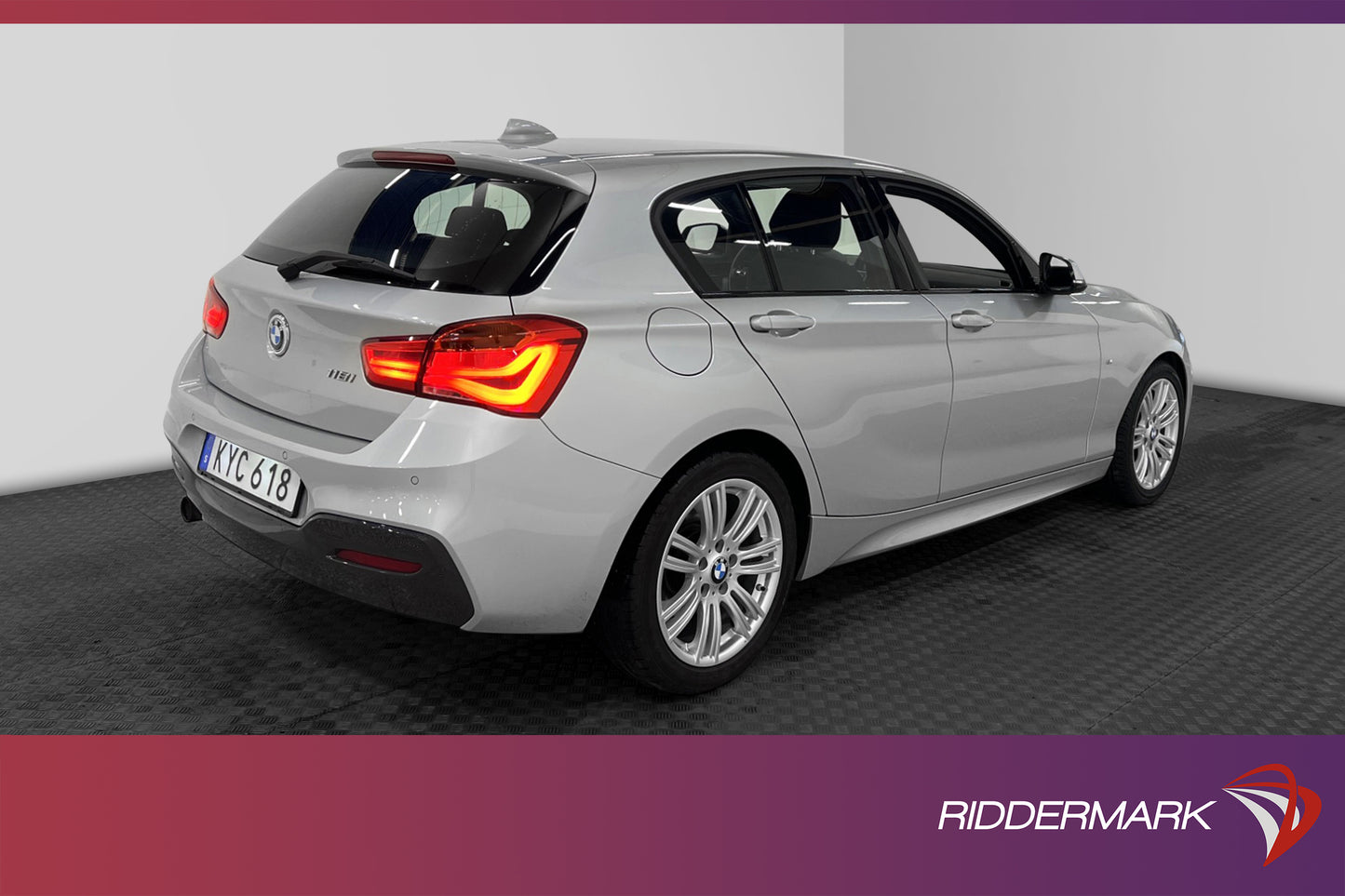 BMW 118i M-Sport Shadowline Sensorer Alcantara 0.51L/mil