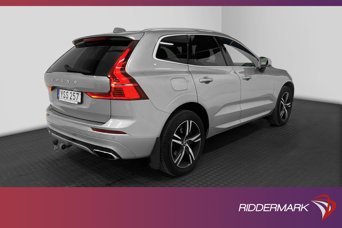 Volvo XC60 T5 AWD R-Design Bowers & Wilkins Navi Drag