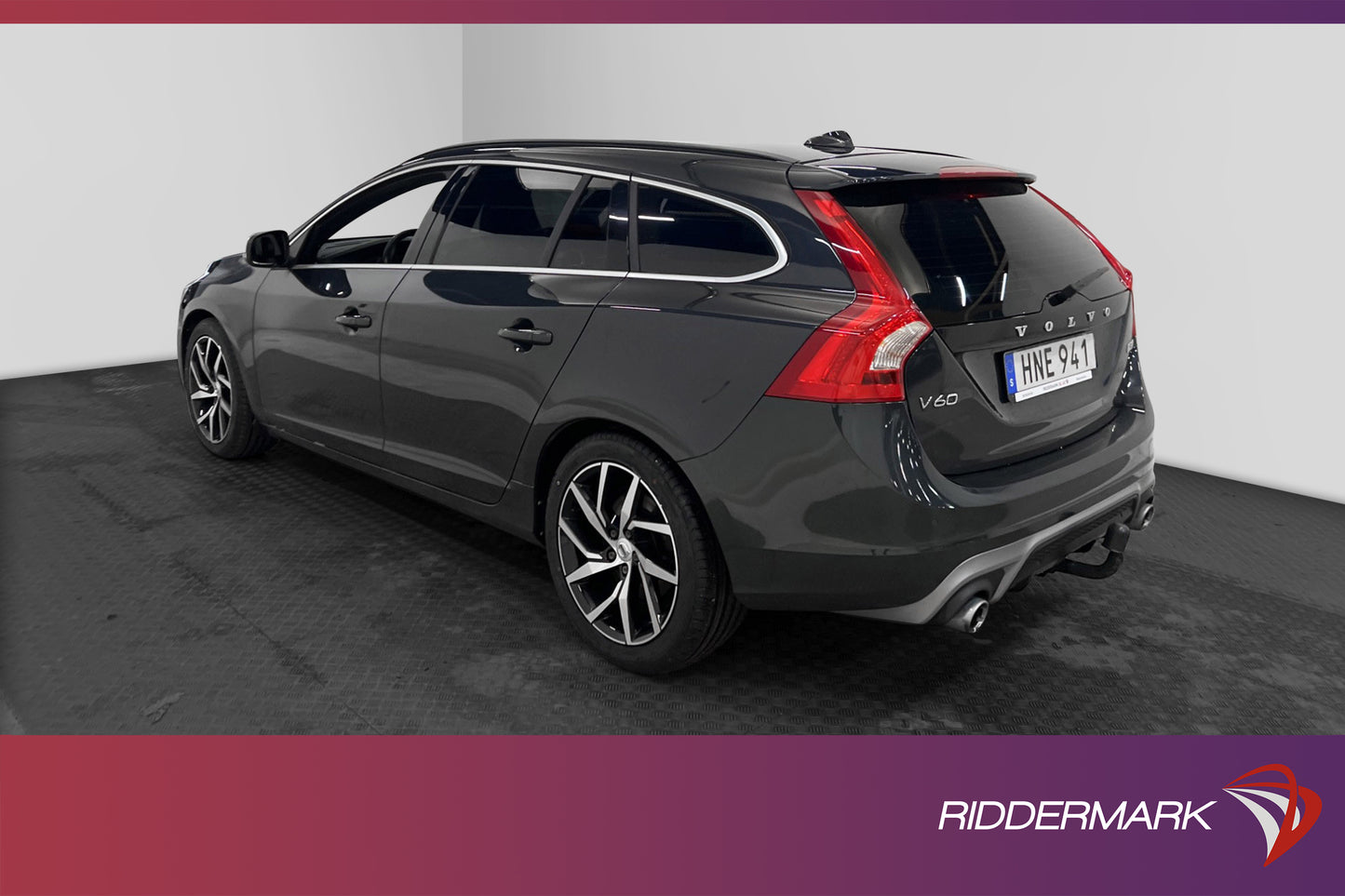 Volvo V60 D3 150hk R-Design Värm VOC Navi Sensorer BLIS Drag