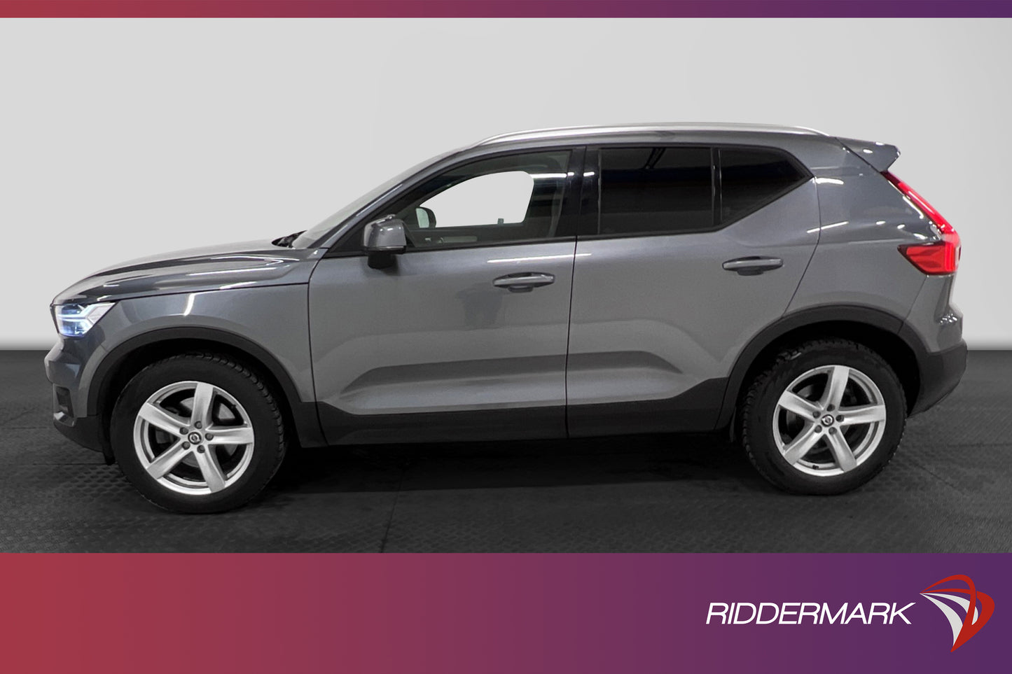 Volvo XC40 D4 AWD 190hk Momentum VOC D-värme Skinn Navi