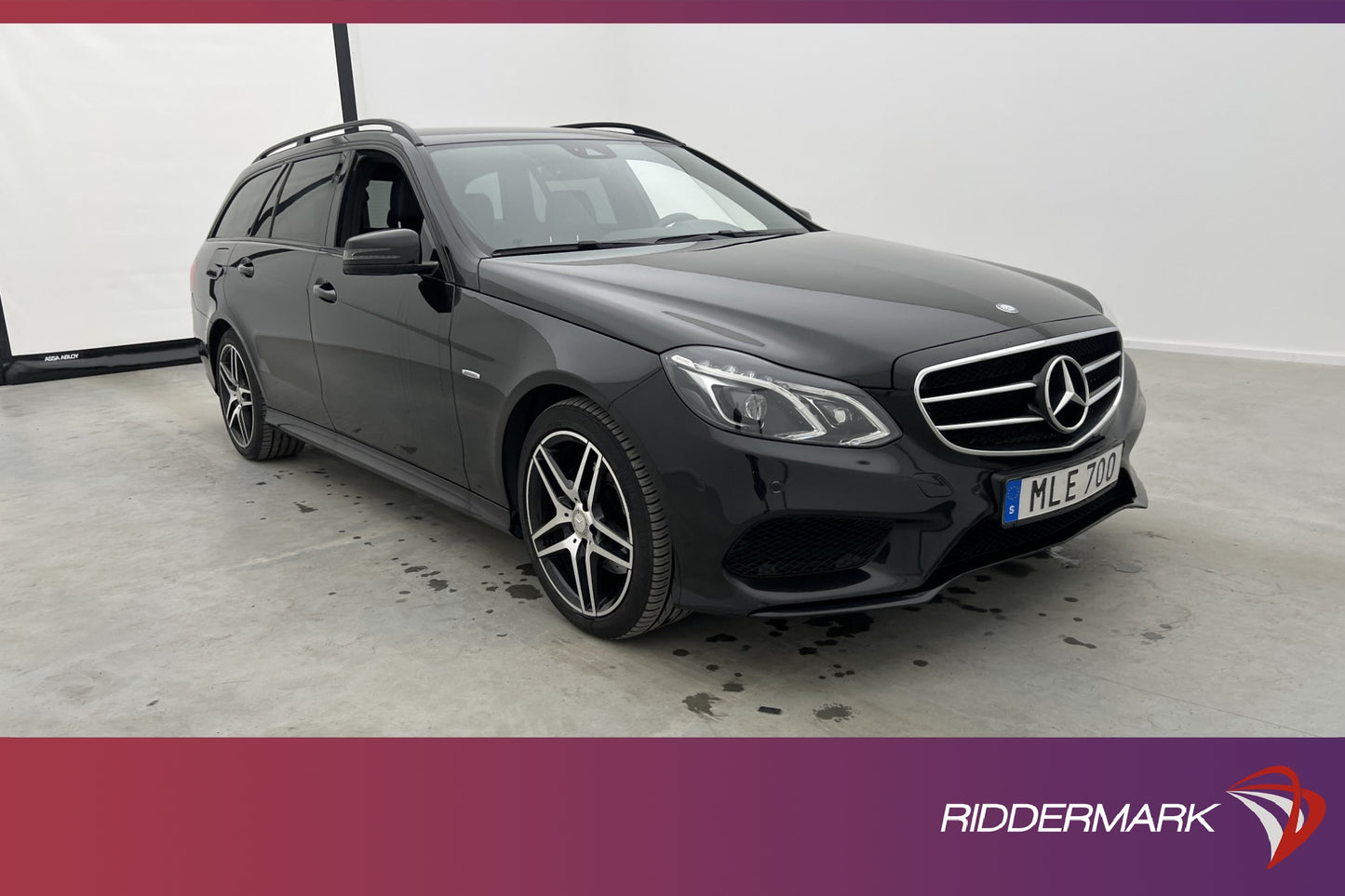 Mercedes-Benz E 220 T 4M AMG Sport H/K B-Kamera Nightpackage