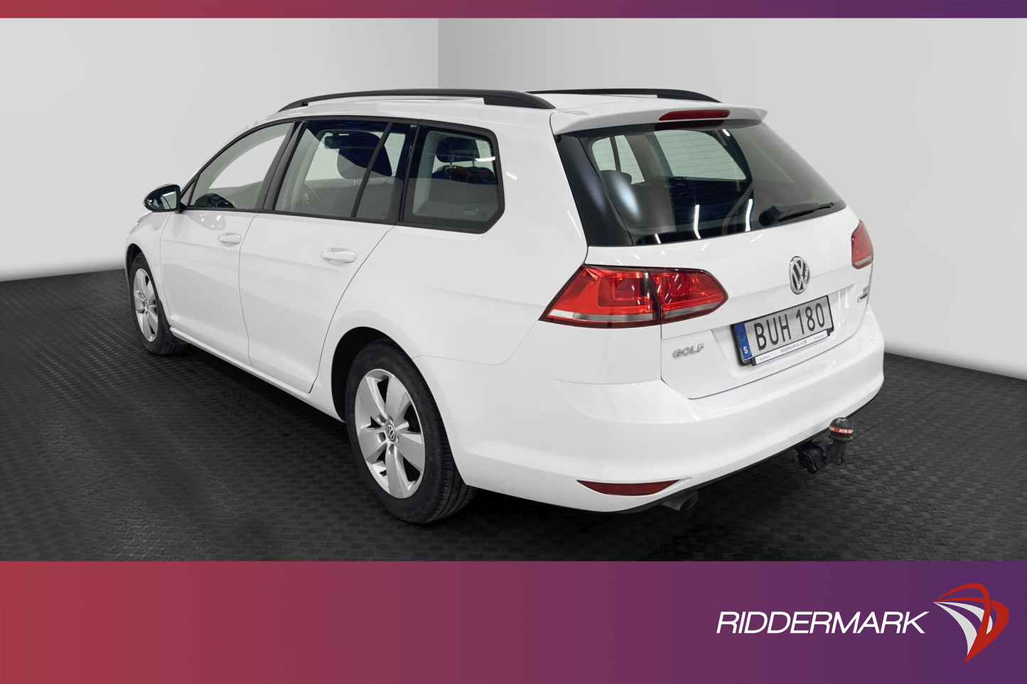 Volkswagen Golf SC 1.6 TDI 105hk Panorama Drag B-Kam Adaptiv