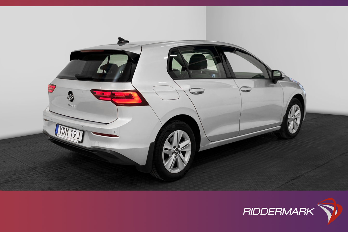 Volkswagen Golf 1.5 TSI 150hk Värmare B-Kamera IQ.Light