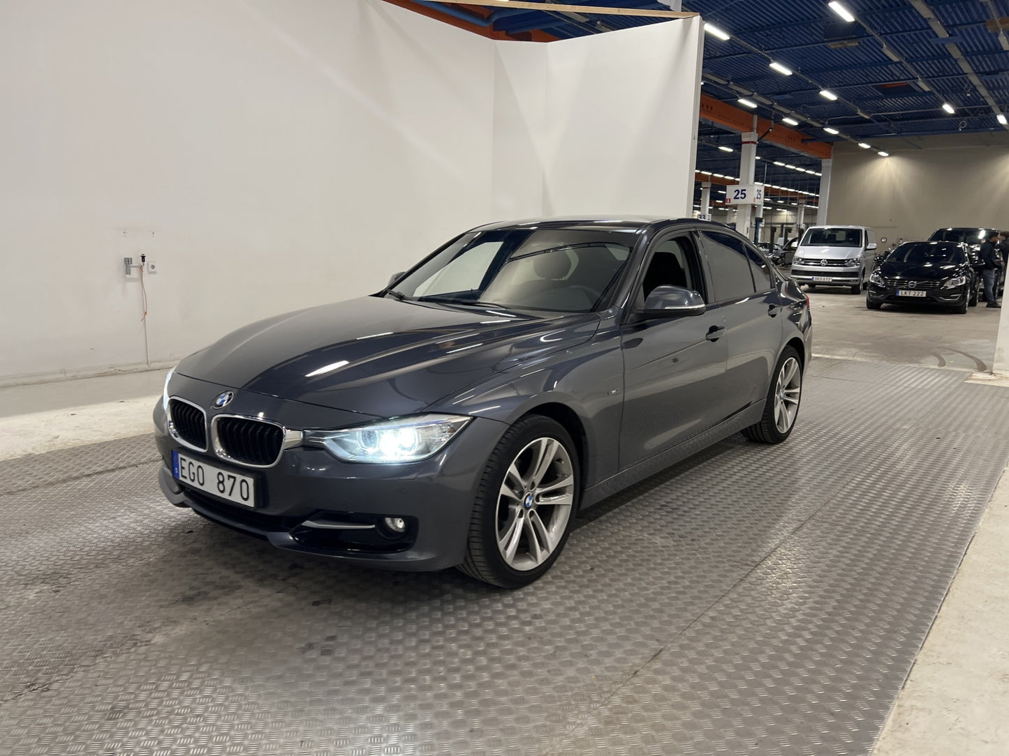 BMW 320i xDrive 184hk Sport line P-Sensor Nyservad Nybes