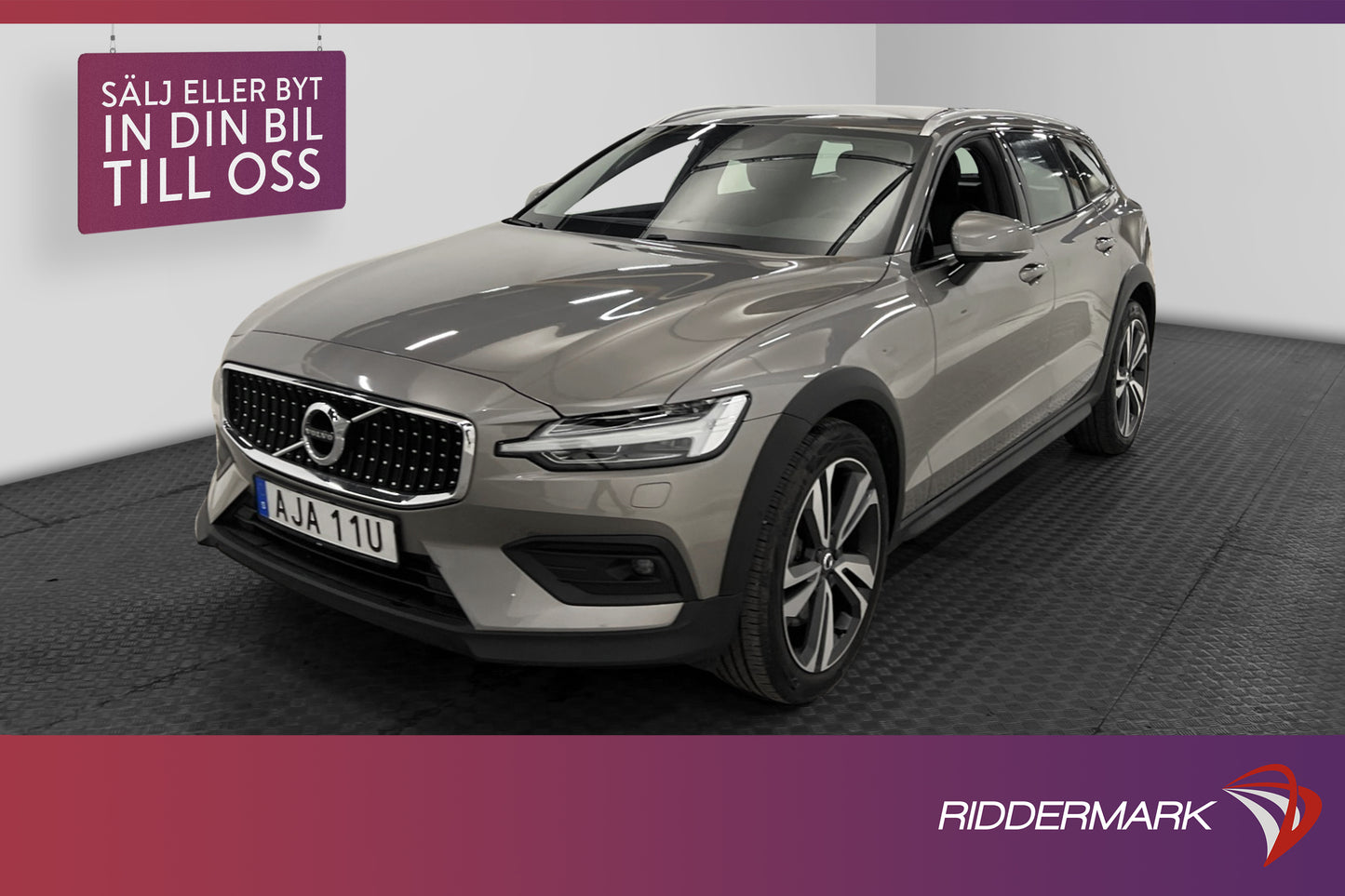 Volvo V60 Cross Country B5 AWD 250hk Momentum B-Kam H/K