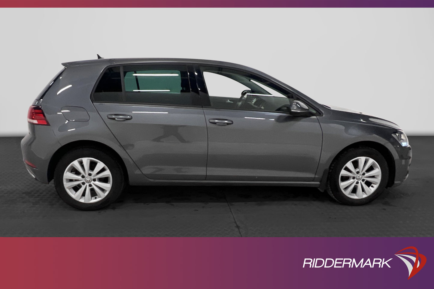 Volkswagen Golf 1.0 TSI 115hk Kamera Carplay Drag Välservad