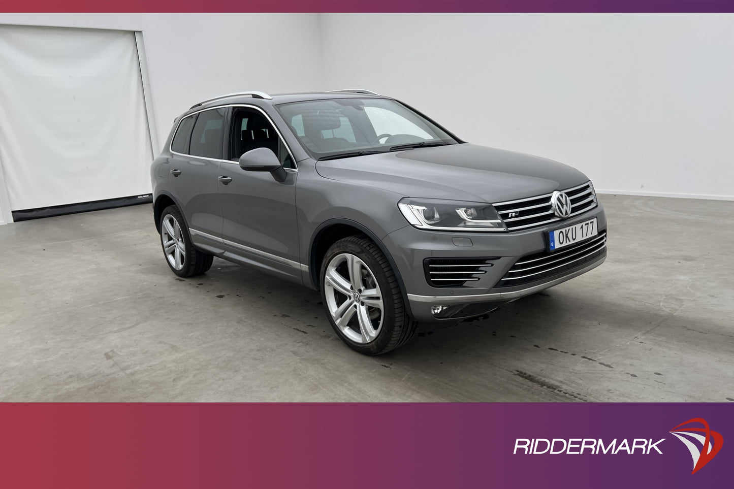 Volkswagen Touareg 3.0 V6 4M 204hk R-Line Kamera Skinn Drag