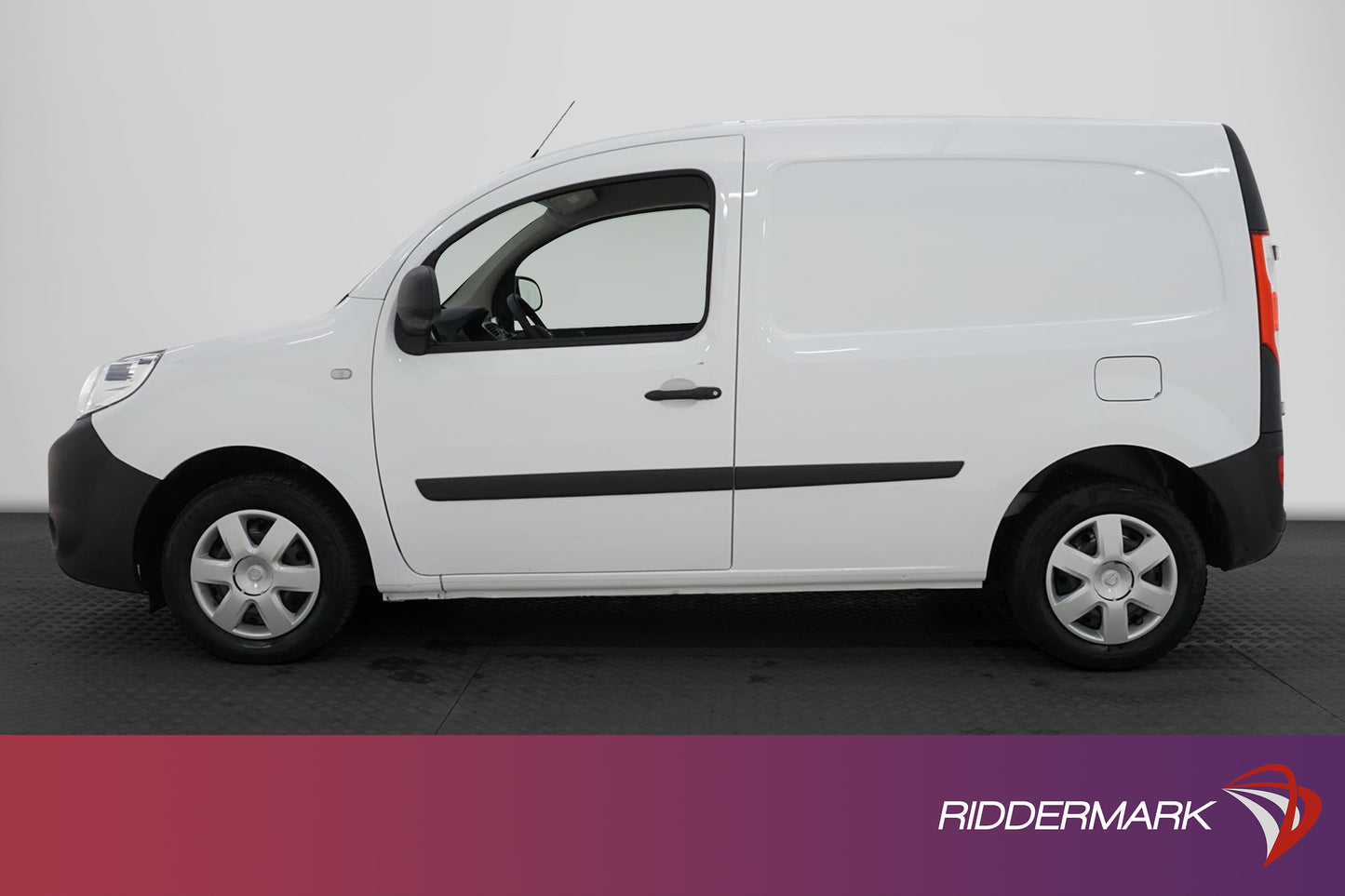 Nissan NV250 1.5 dCi 95hk Euro 6 Dragkrok 1-Brukare Moms