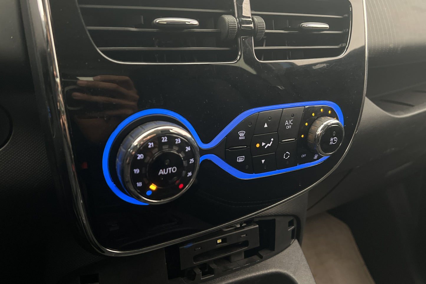 Renault ZOE R90 41 kWh 92hk Batterihyra Kamera Navi Välserv