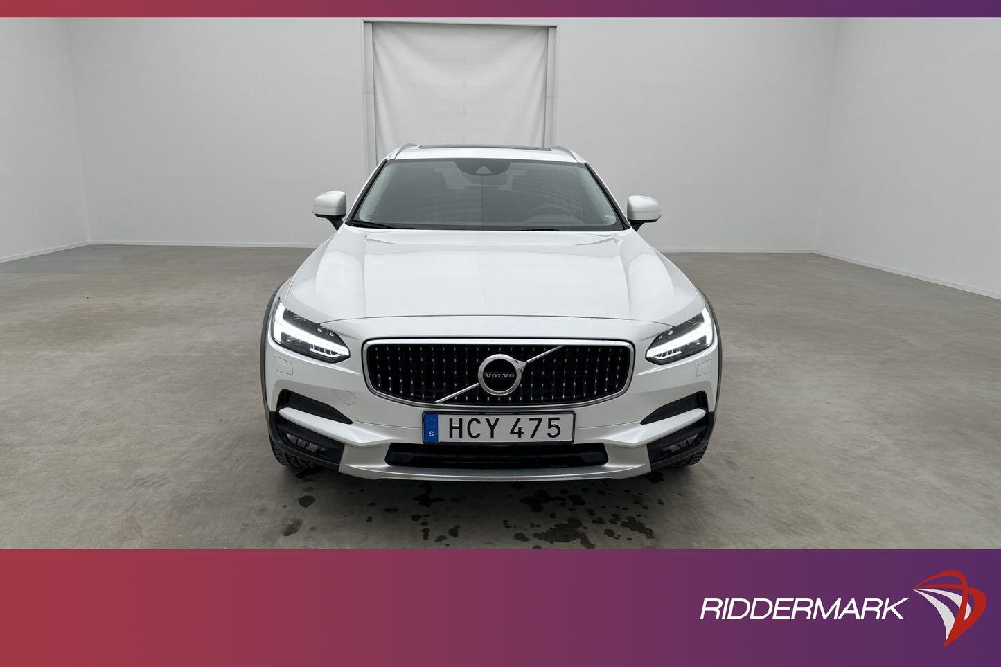 Volvo V90 Cross Country D4 AWD Momentum Värm B-Kam Pano Drag