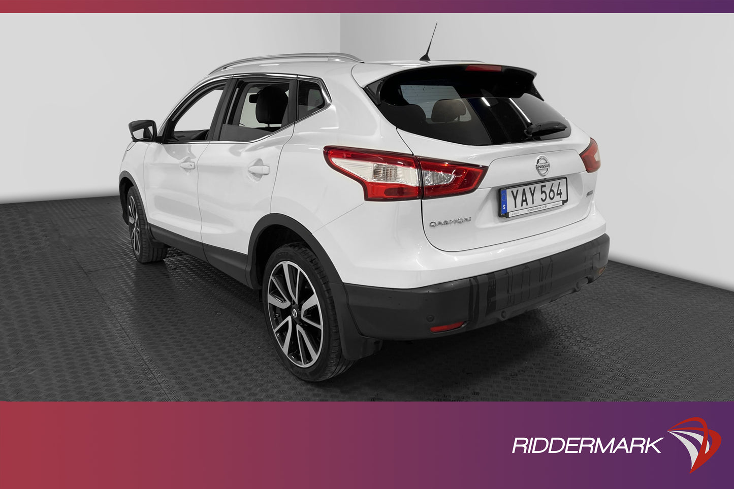 Nissan Qashqai 1.5 dCi 110hk Tekna Pano 360 View Navi