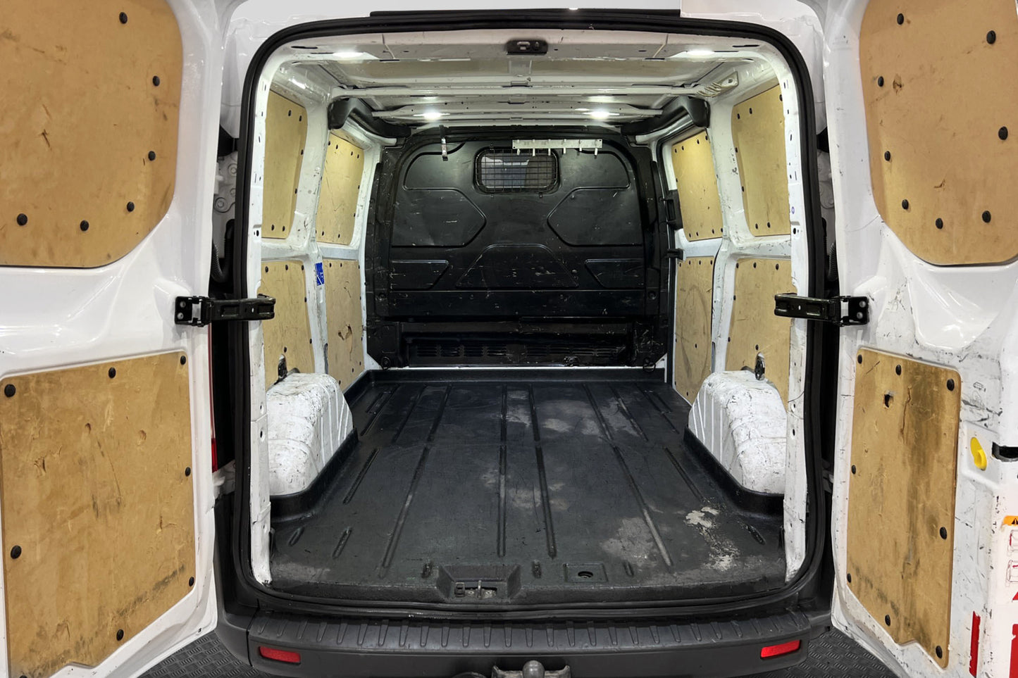 Ford Transit Custom 2.2 Värmare Dragkrok Nyservad 1-Ägare