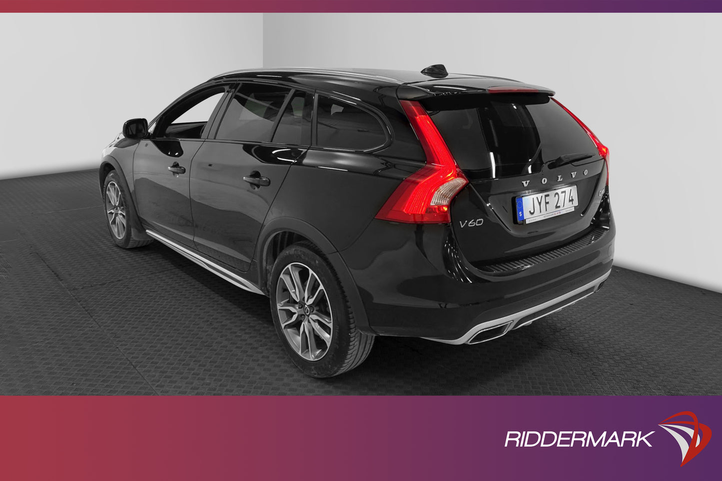 Volvo V60 CC D4 AWD 190hk Classic Summum Voc Navigation