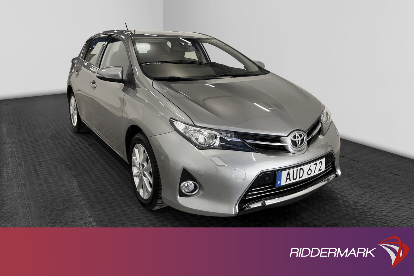 Toyota Auris 1.6 132hk Navigation B-Kamera 2-brukare