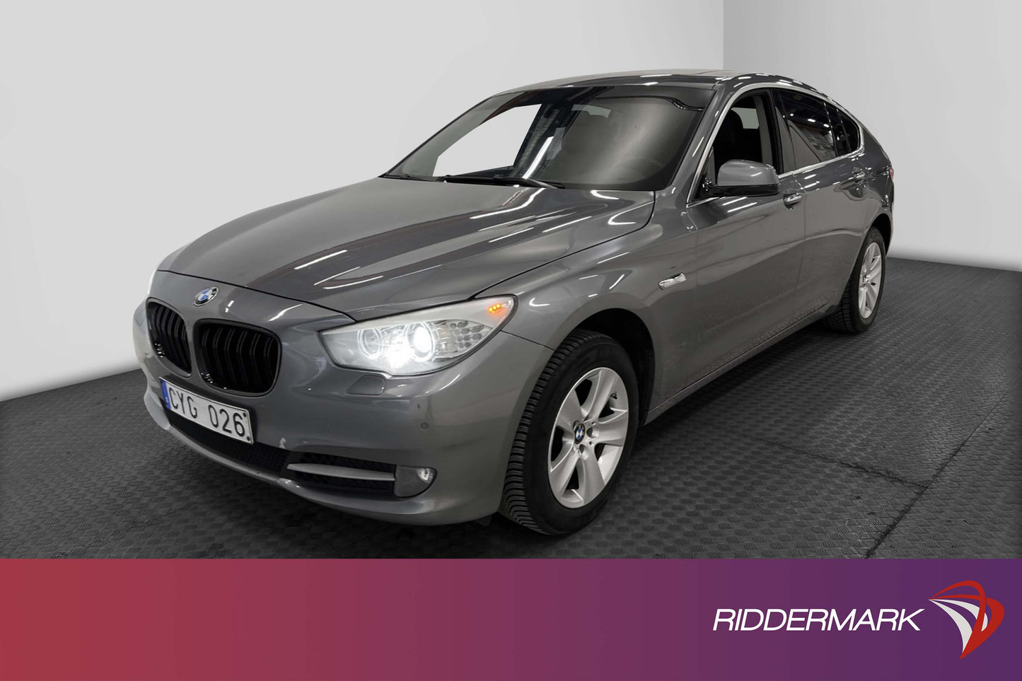 BMW 530 GT xDrive 245hk Pano Navi Skinn HUD Sensorer