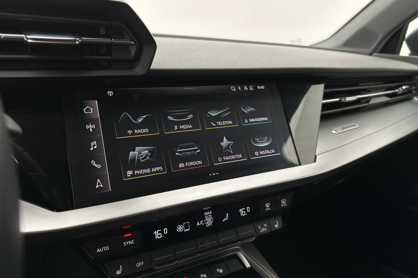 Audi A3 SB 45 TFSI e 245hk S-Line Cockpit Sensorer Adaptiv