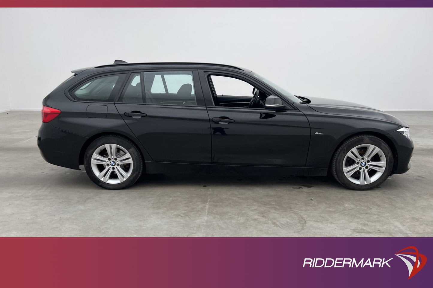 BMW 320 d xDrive Touring 190hk Sport line Sensorer Drag