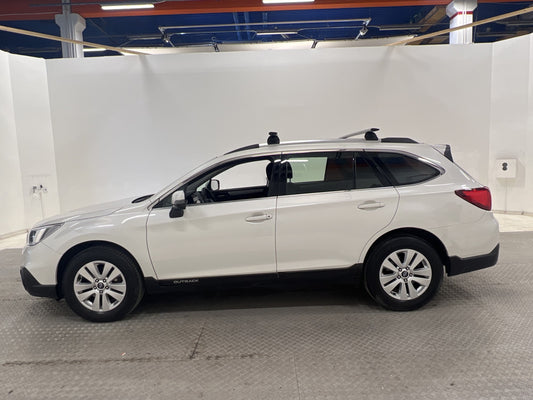 Subaru Outback 2.5 175hk 4WD B-Kamera Dragkrok Välservad