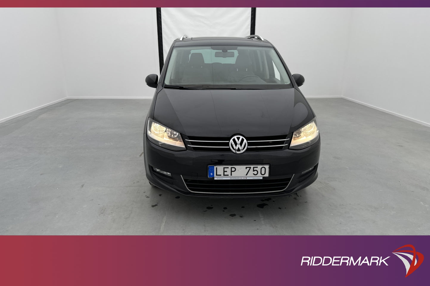 Volkswagen Sharan TDI 140hk Premium 7-sit Pano Drag Välserv