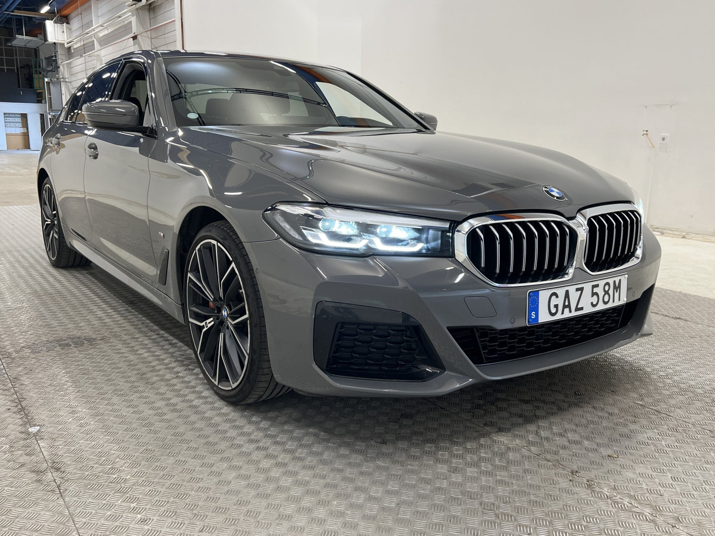 BMW 530 e Sedan 292hk M-Sport H/K Navi Kamera Skinn Ambient