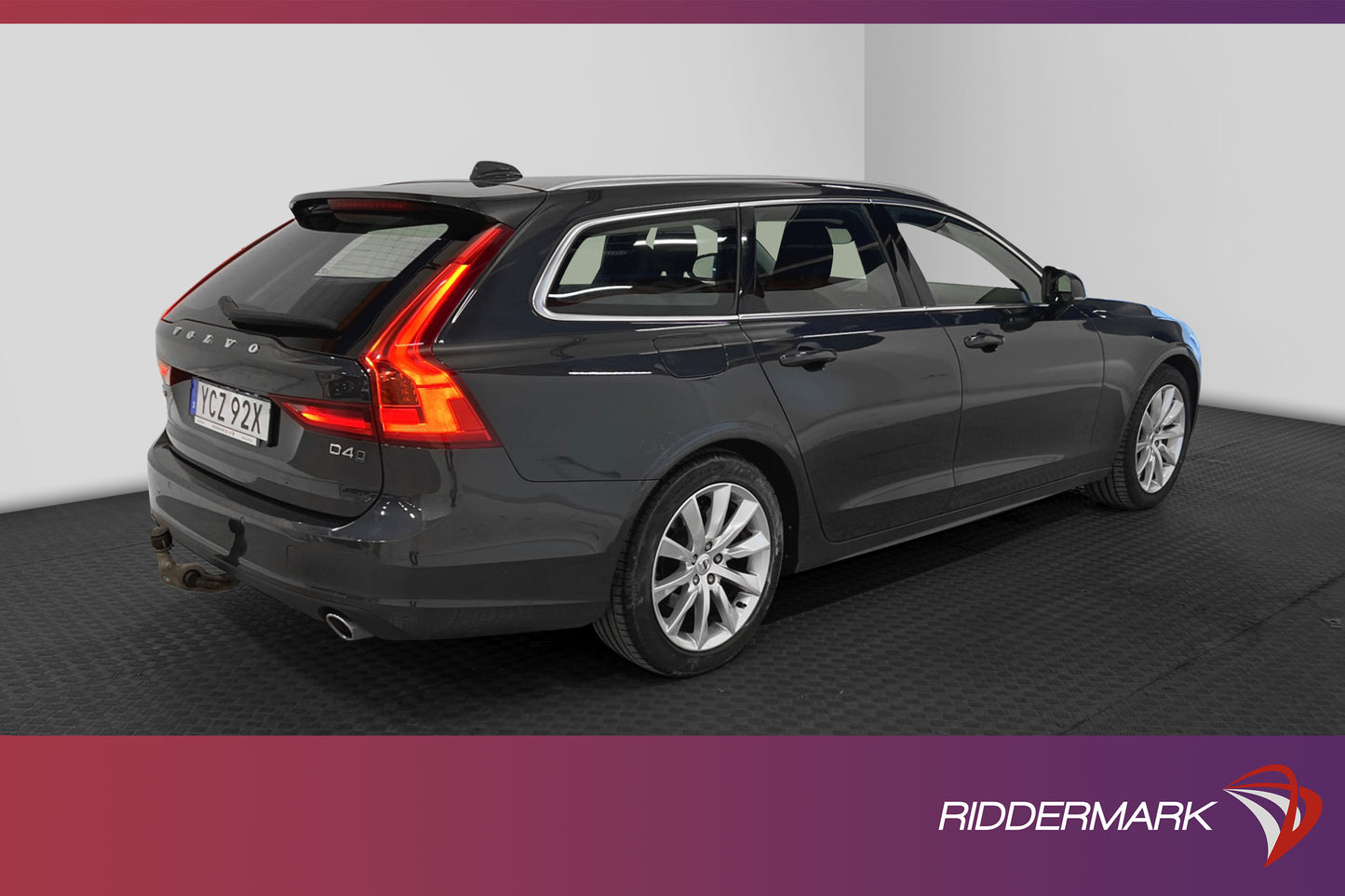 Volvo V90 D4 AWD 190hk Advanced VOC Värmare Kamera Navi Drag