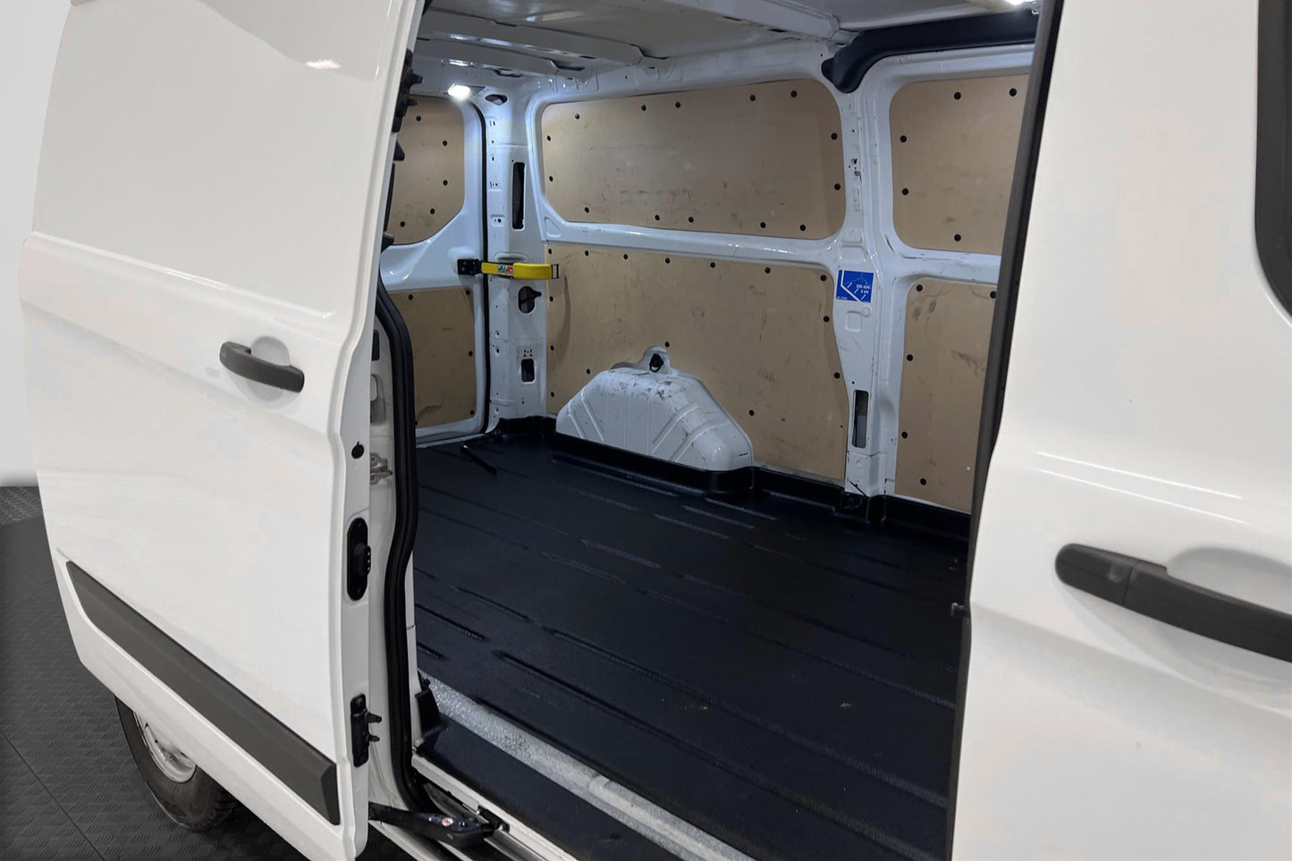 Ford Transit Custom L2 Värmare Drag SYNC-3 B-Kamera Moms