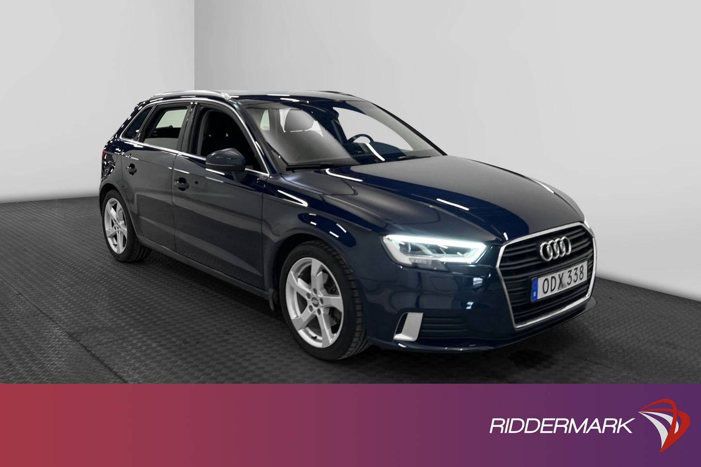 Audi A3 1.6 TDI 110hk Cockpit Navi Sportstolar 1-Brukare