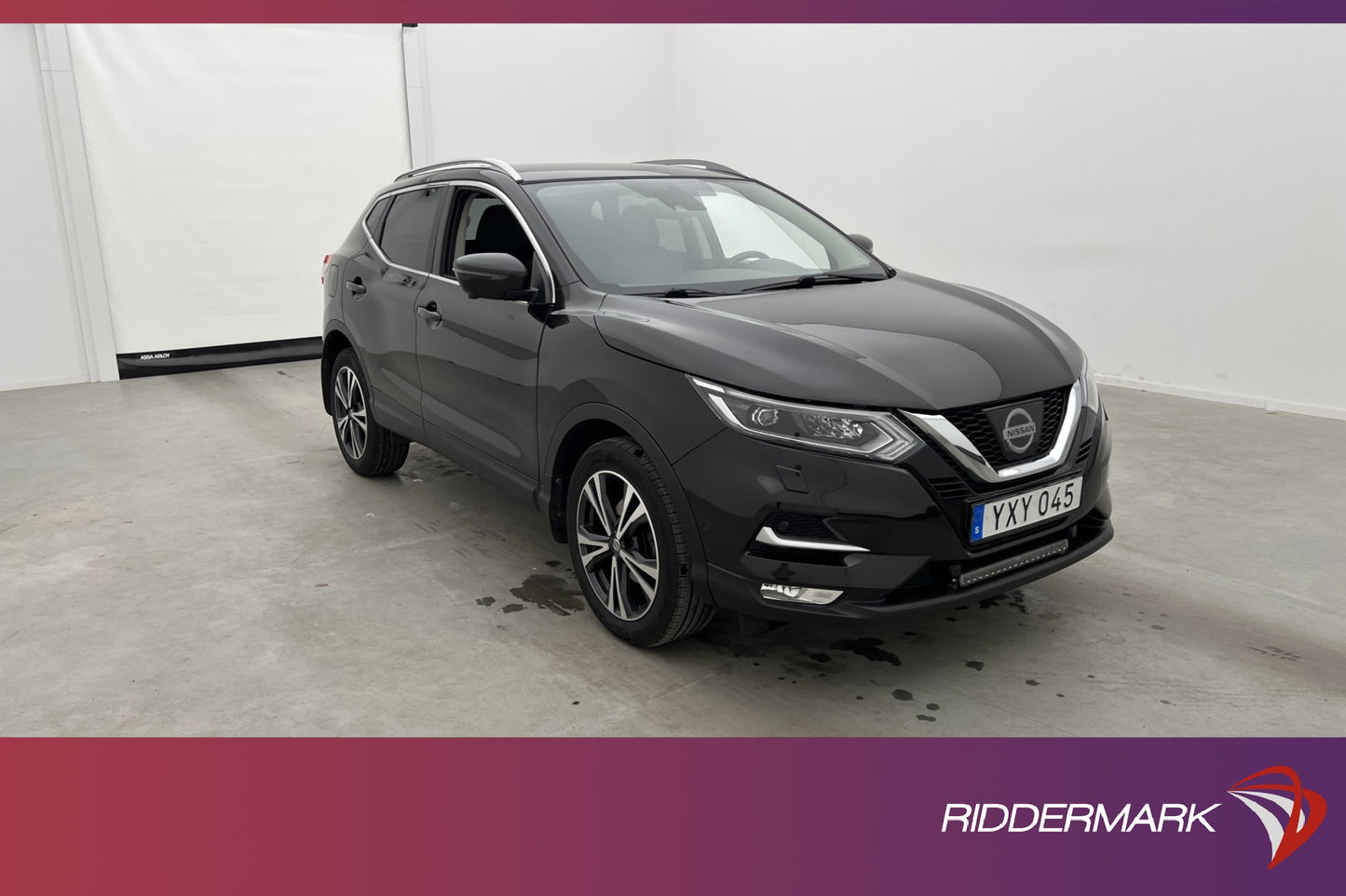 Nissan Qashqai 1.2 115hk Tekna 360° Navi Skinn En-brukare