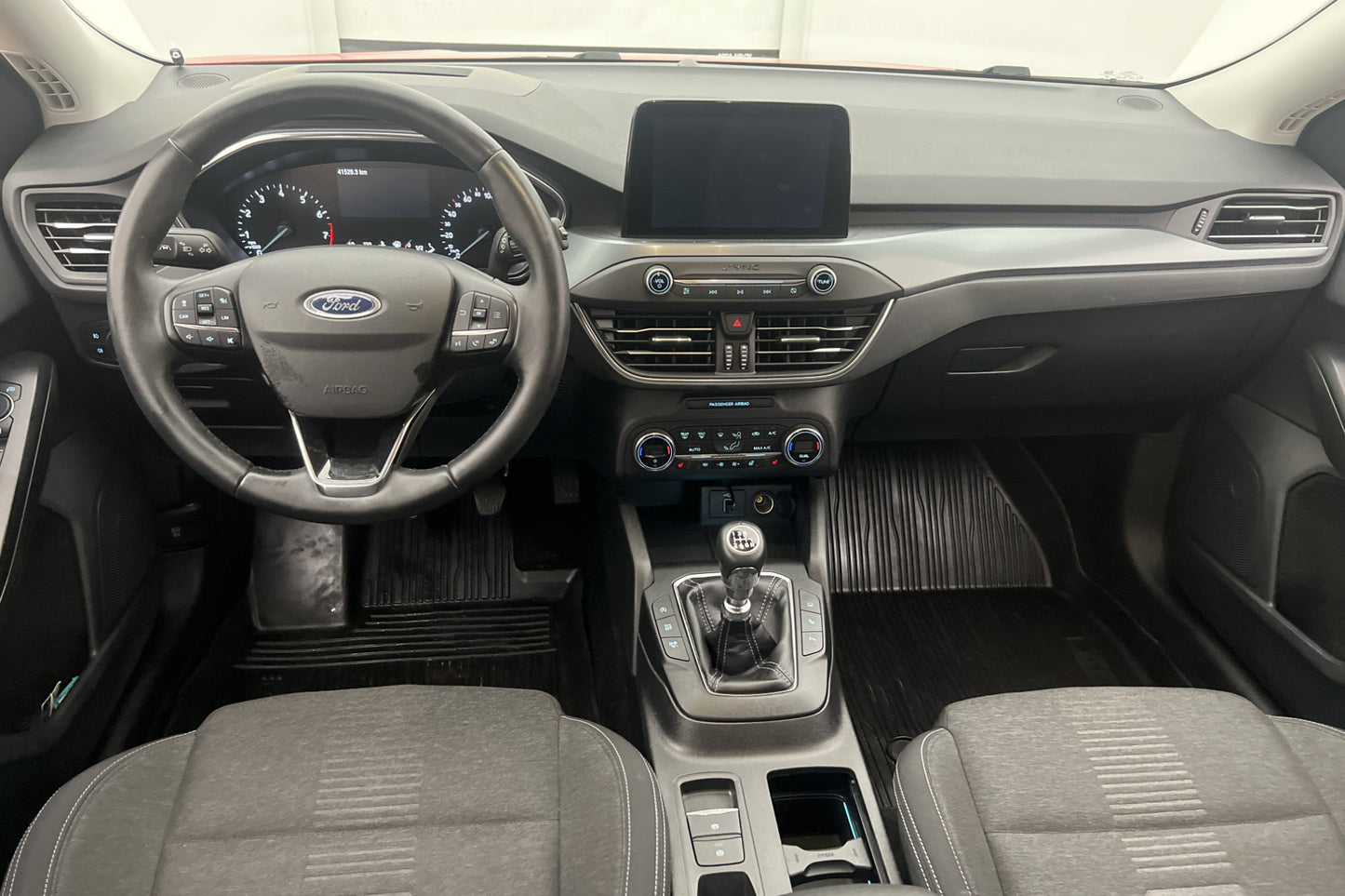 Ford Focus Active EcoBoost 125hk Launch Edition HUD Kamera