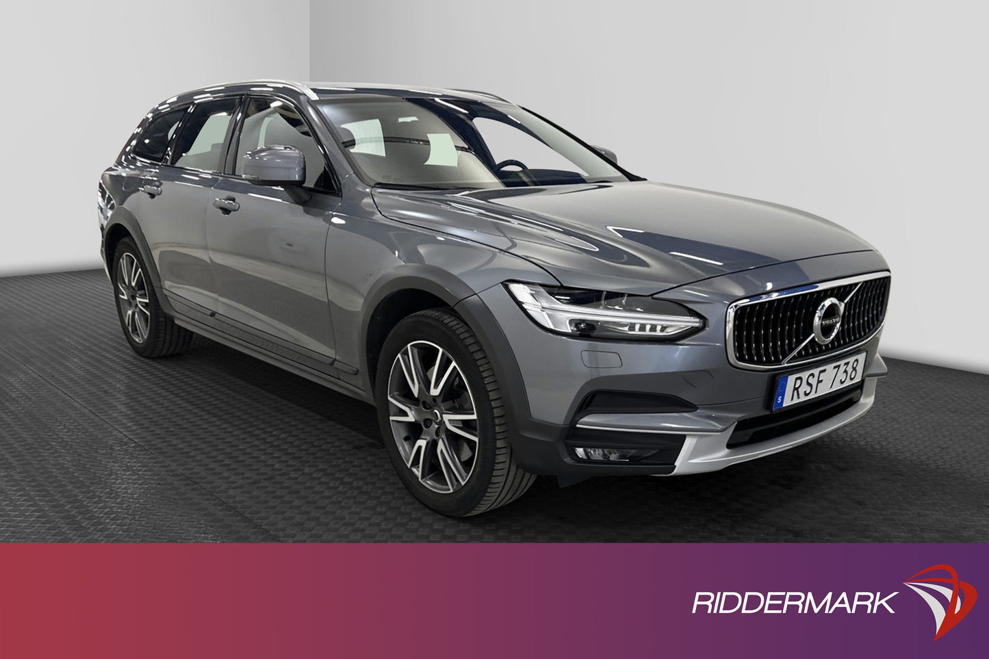 Volvo V90 Cross Country D4 AWD 190hk Inscription HuD Drag