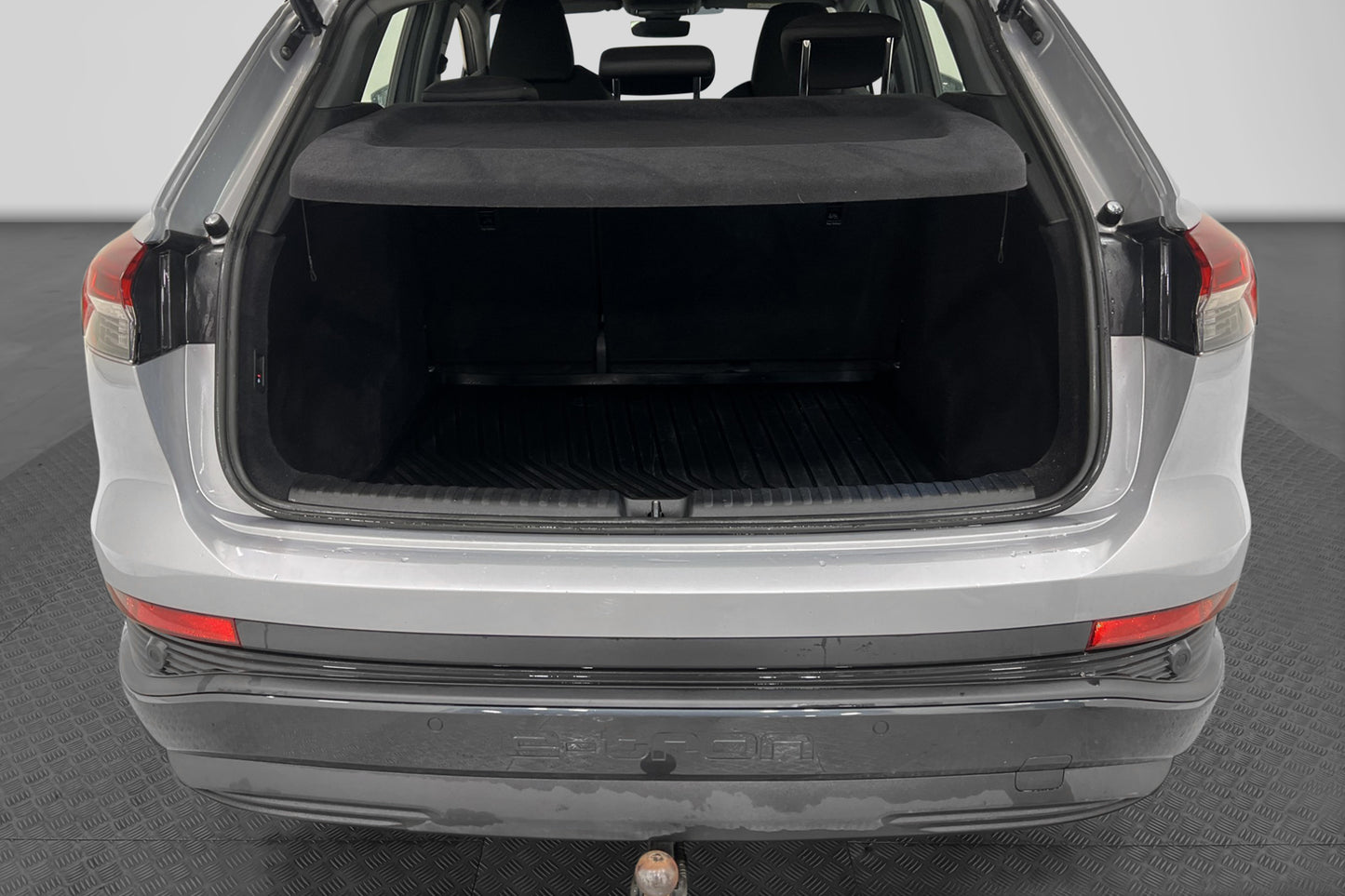 Audi Q4 40 e-tron 204hk Comfort Psensorer Dragkrok