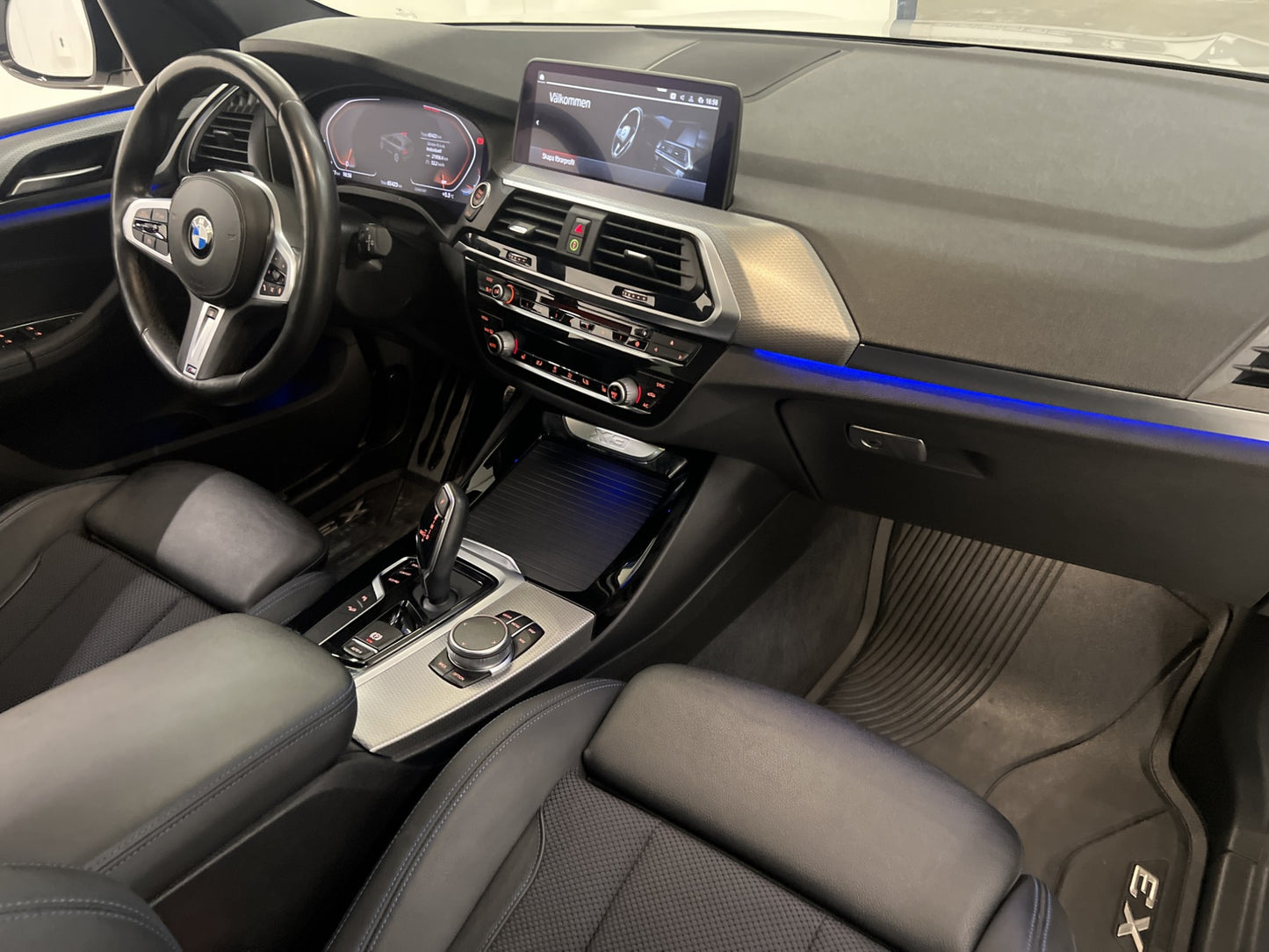 BMW X3 xDrive20d M Sport Cockpit HiFi Keyless Värmare Drag