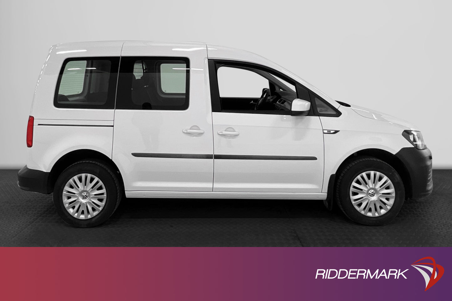 Volkswagen Caddy Life 2.0TDI 5-sits Värmare Dragkrok Moms