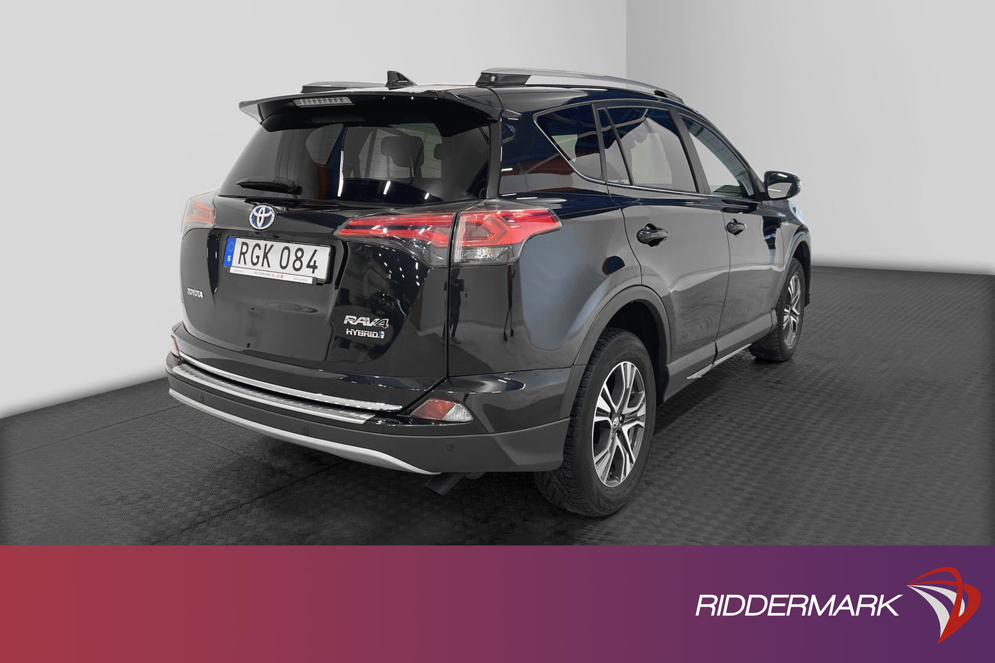 Toyota RAV4 Hybrid AWD Executive Skinn 360° Kamera 1 brukare