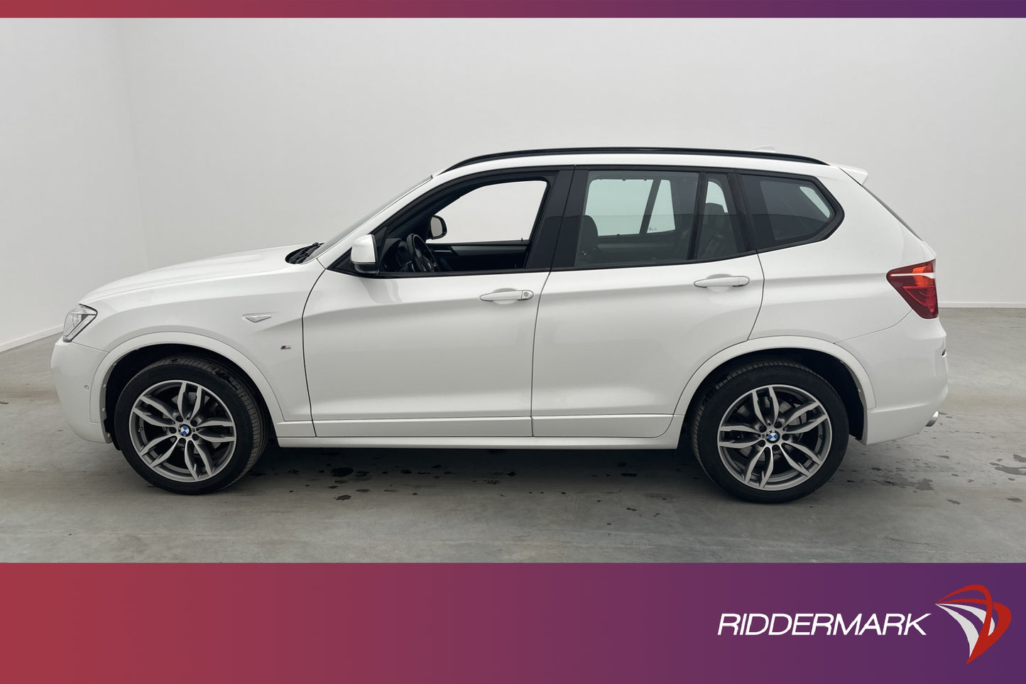 BMW X3 xDrive30d 258hk M Sport Värm Pano B-Kam HuD Navi Drag