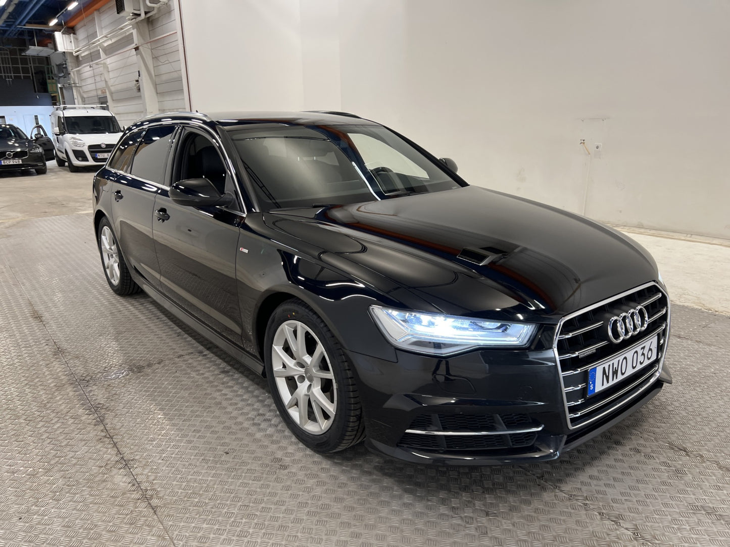 Audi A6  2.0 TDI Quattro S-Line D-Värme Drag 190hk