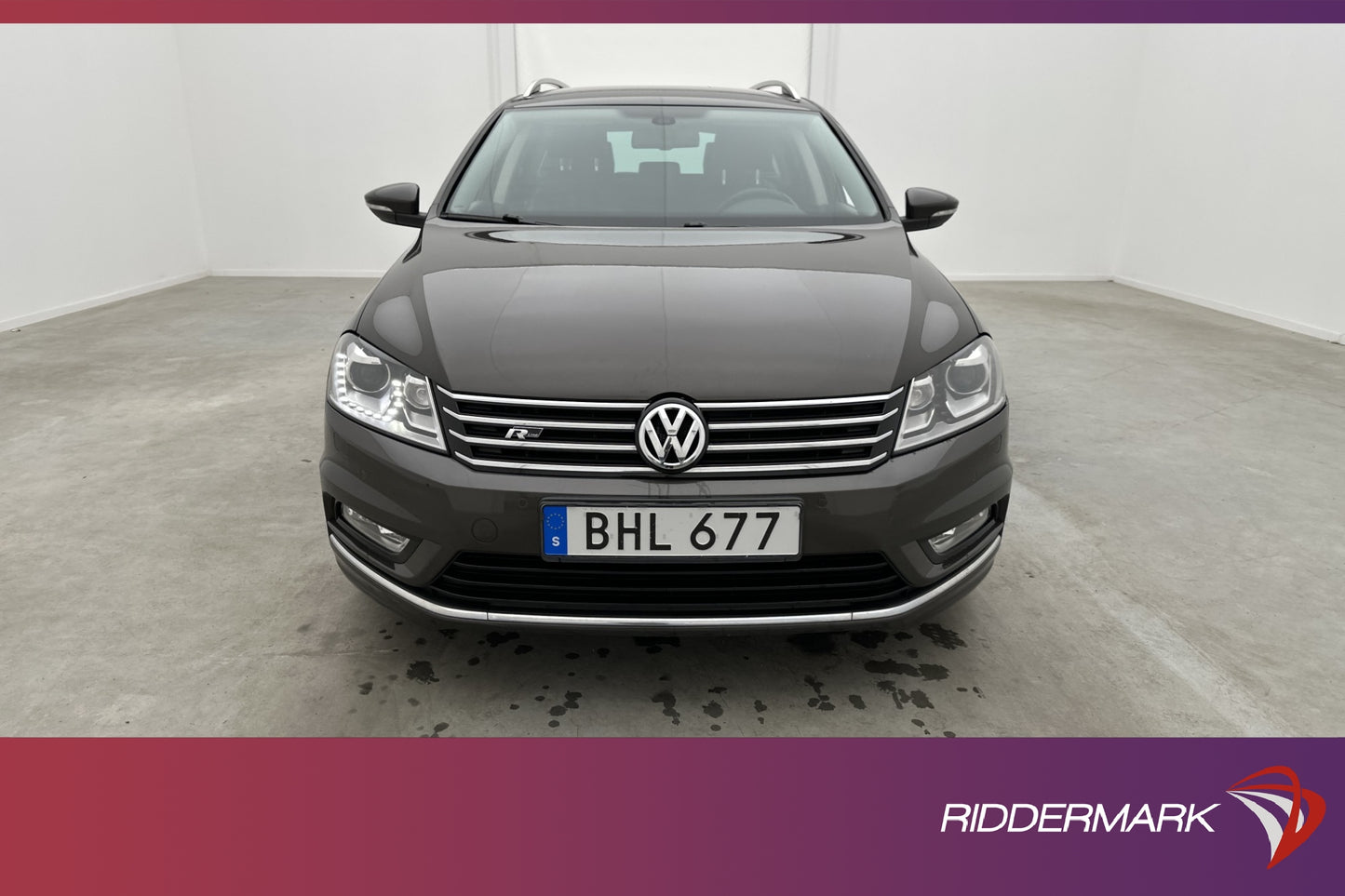 Volkswagen Passat 4M 177hk R-Line Bkamera Värm Skinn Drag