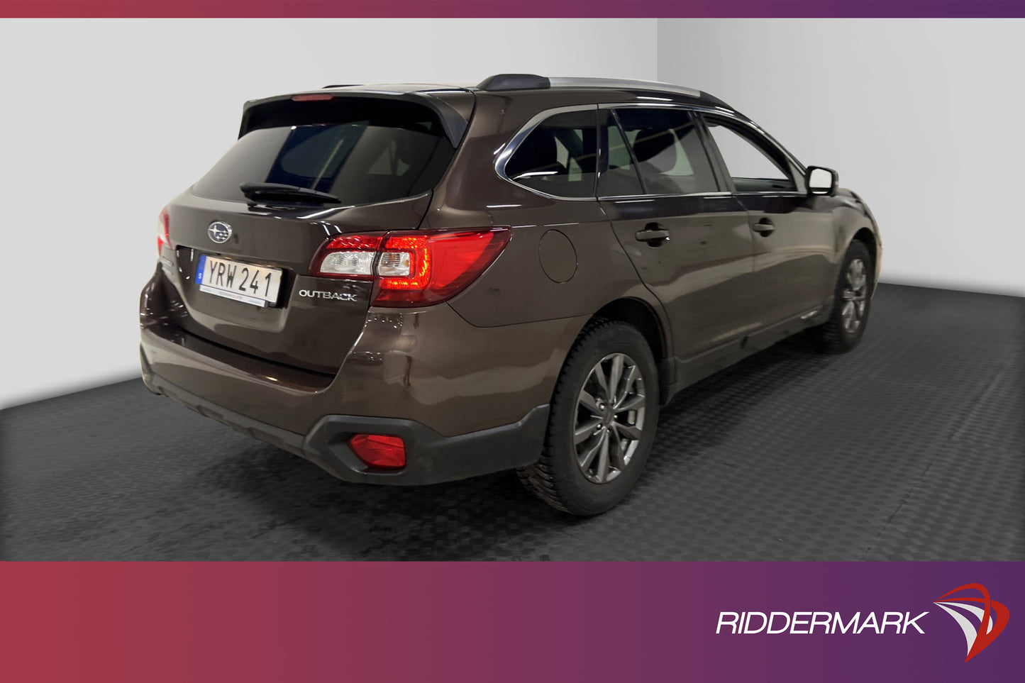 Subaru Outback 2.5 175hk 4WD B-Kamera Rattvärme Nyservad