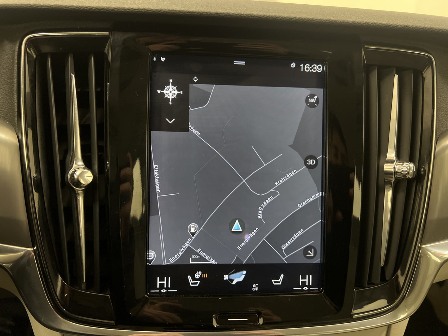 Volvo V90 D3 Advanced VOC Värm HUD Kamera BLIS Keyless Drag