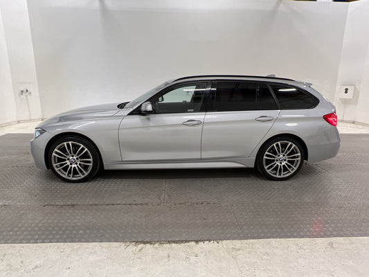 BMW  320d xDrive Touring M Sport Pano H/K Skinn Navi Drag